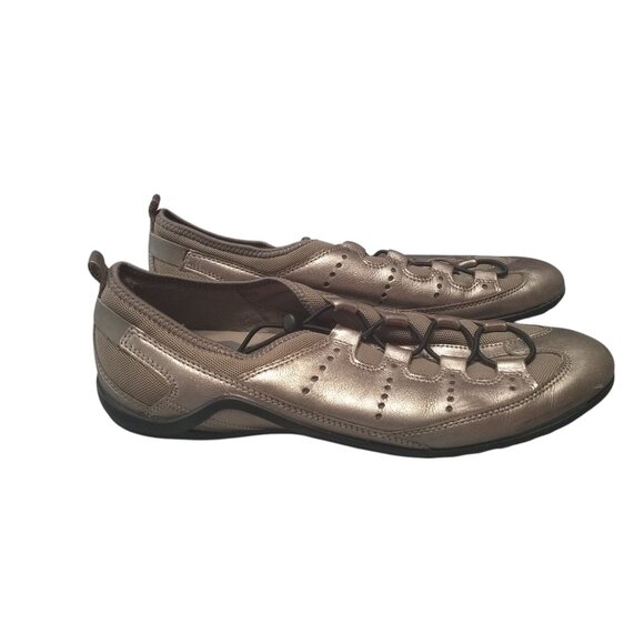 ECCO Vibration II Shoes Women's Eu42 US 10 Gold Metallic Toggle Slip On Sneakers - Picture 1 of 7